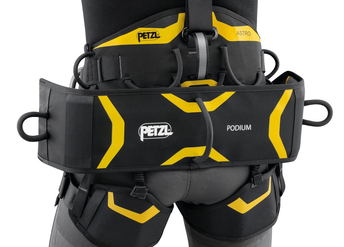 S071AB00-PODIUM-focus-1_LowRes Silla PODIUM PETZL